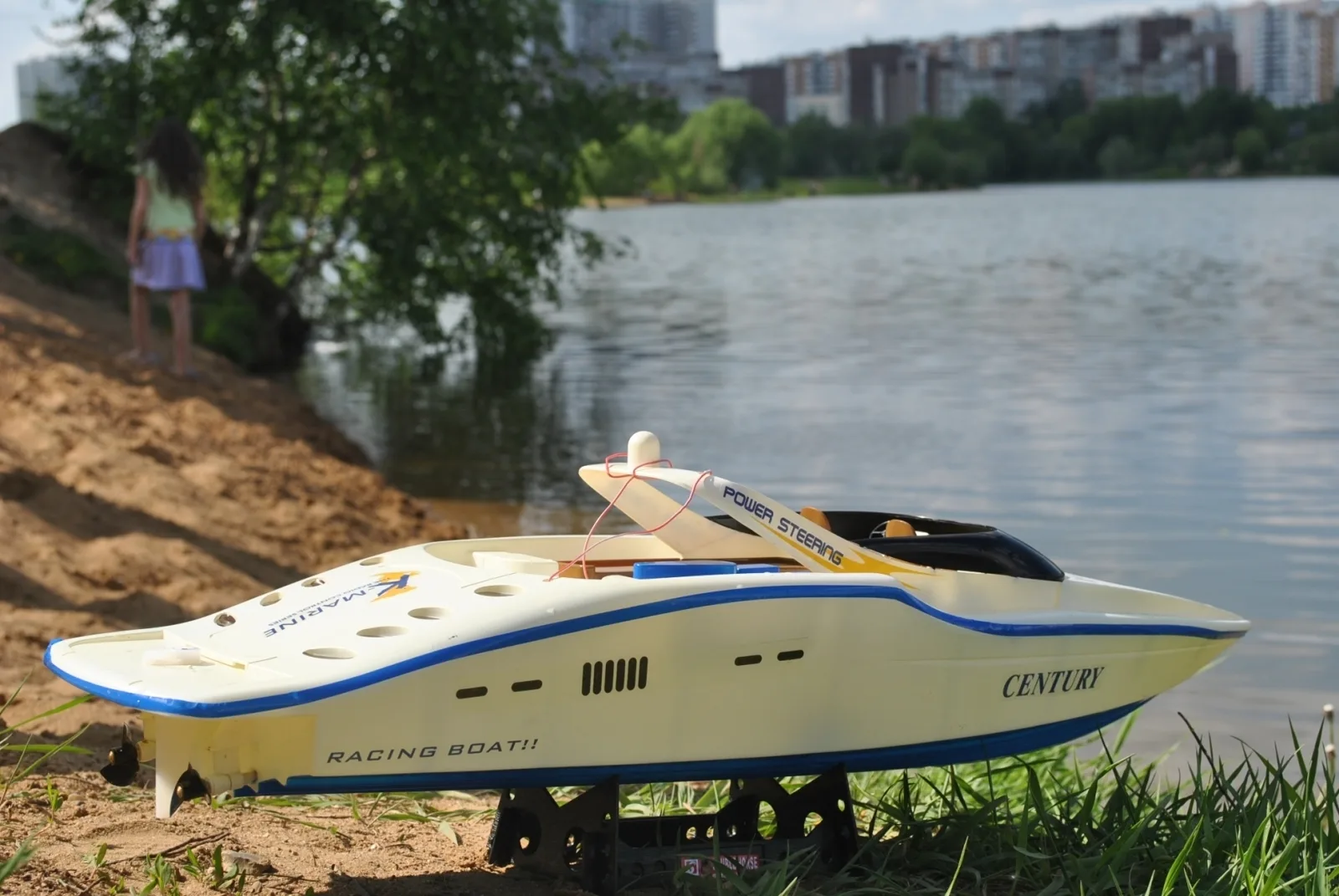 Радиоуправляемые лодки: от хобби до профессионального судомоделирования - 3